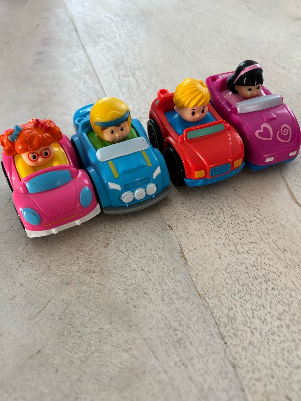 Colorful Pink Pull-Back Kids Toy Car Set with Figures